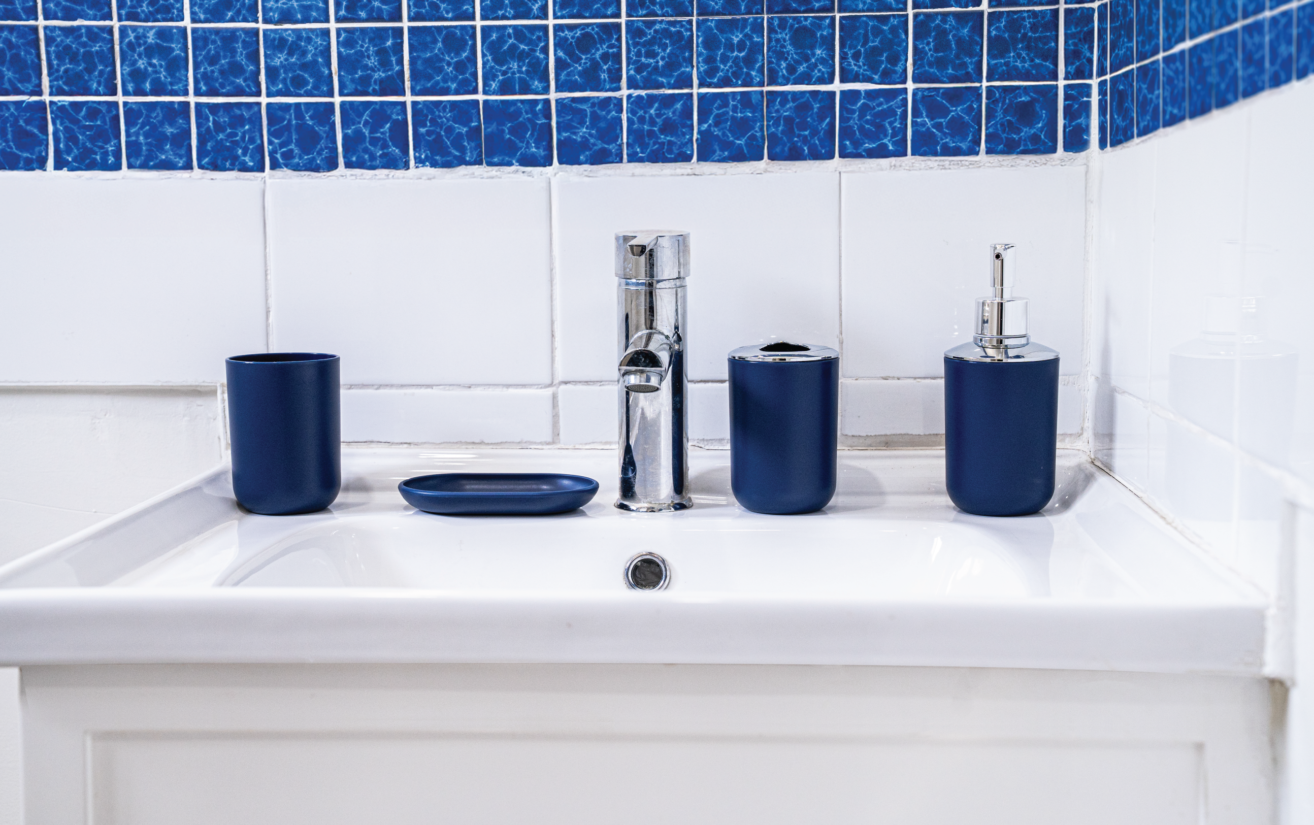 Sealants, Adhesives, Putty & Fillers